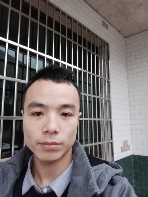 笑得那么开心的第三张照片--长沙基督教相亲网